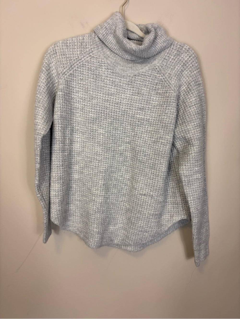 Kuhl Light Gray Waffle Knit Turtleneck Pullover Sweater Women’s Large